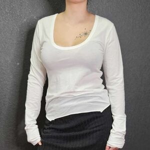 Fabulous white long sleeve top